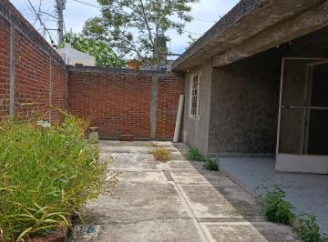 Casa de 3 habitaciones, Cuautla · Casa de 254 m² con 3 Recámaras en Venta en Gabriel Tepepa, Cuautla