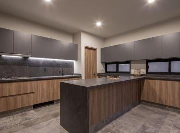 a22453ffeb0a9f1b49e8b65aca250e455b2dca0fdea921ad85fab50298637039 · Casa en Venta en Altos Juriquilla, Dentro de Condominio Quianá