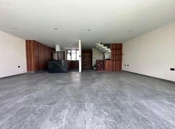Casa · 300m² · 3 Recámaras · 2 Estacionamientos · Casa en Venta en Parque Chihuahua, Lomas de Angelopolis III