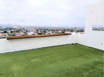 Casa de 3 habitaciones, Querétaro · Casa Renta Los Arcos Inigualable Vista Panorámica 3 Rec 4 Baño Jacuzzi Balcón Terraza Roof Garden