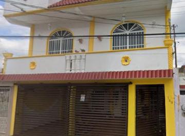 Casa de 3 habitaciones, Centro · Venta de Casa en Tabasco Villahermosa Col Cuadrante II Pages Llergo