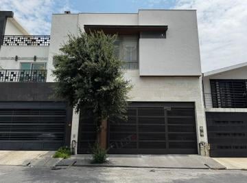 Casa de 4 habitaciones, Monterrey · Casa en Renta Cumbres Elite