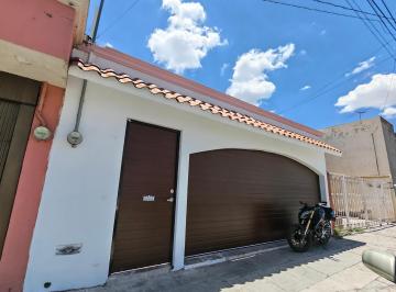 Casa · 184m² · 2 Estacionamientos · Casa en Renta Col. Guillermina a Unos Pasos del Conade - (4)