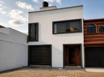 Casa en condominio · 179m² · 3 Recámaras · 1 Estacionamiento · Casa en Venta en Av Heriberto Enríquez, Col. Emiliano Zapata, Toluca, Estado de México. - (4)
