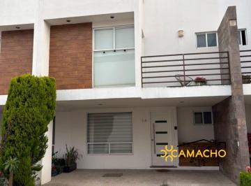Casa de 3 habitaciones, Cuautlancingo · Renta de Casa Amueblada en Cuautlancingo