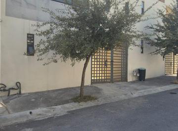 Casa · 3 Recámaras · 1 Estacionamiento · Casa en Renta Ayucca Residencial (Privada)