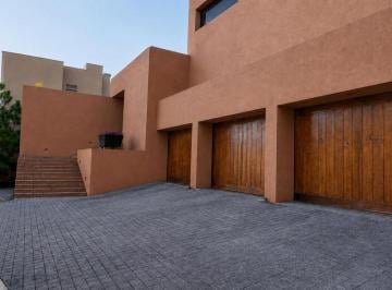 Casa de 3 habitaciones, San Pedro Garza García · Casa Villa Montaña