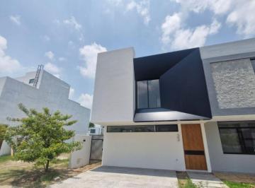 Casa de 3 habitaciones, Zapopan · Casa en Renta Parques Vallarta Zapopan