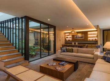 Casa en condominio · 315m² · 3 Recámaras · 4 Estacionamientos · Casa en Condominio en Venta en Fraccionamiento Lomas del Río, Amenidades, Roof Garden, Seguridad