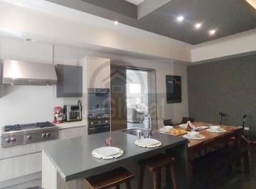 Casa · 538m² · 4 Recámaras · 3 Estacionamientos · Hermosa Casa en Venta Amplia Carr. Nacional Esquina Equipada Lista Para Habitar Mty Nl