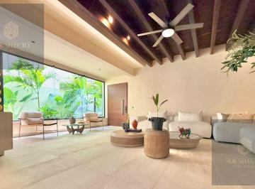 Casa · 479m² · 3 Recámaras · 2 Estacionamientos · Amplia Casa con Alberca Privada en Venta en Residencial Bambú, Playa del Carmen