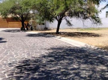 Terreno / Lote , León · Venta de Terreno en Fraccionamiento Bosque Azul Leon Gto