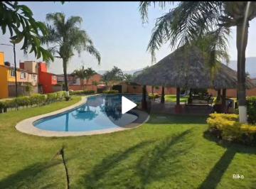 Casa en condominio de 2 habitaciones, Emiliano Zapata · Casa con Alberca, Jacuzzi Privado, Aire Acondicionado, Condominio Las Garzas $1,400,000 (A Tratar)