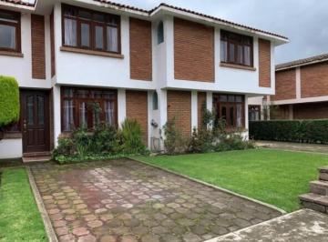 Casa en condominio de 3 habitaciones, Toluca · Casa en Residencial Azaleas - Toluca