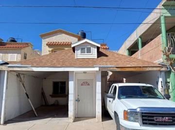 Casa de 3 habitaciones, Chihuahua · Casa en Venta $2,000,¡000 Residencial El Leon!