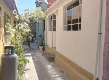 Casa de 1 habitación, Morelia · Casa de un Solo Piso 1 Rec 1 Baño en El Centro de Morelia Cerca de Nocupetaro Opción a Crecimiento