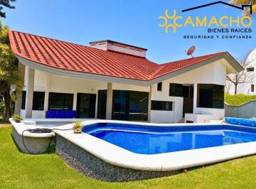 Casa de 4 habitaciones, Atlatlahucan · Amplia, Luminosa Casa en Venta Y/o con Alberca y Enorme Jardín en Lomas de Cocoyoc Olc - 4333