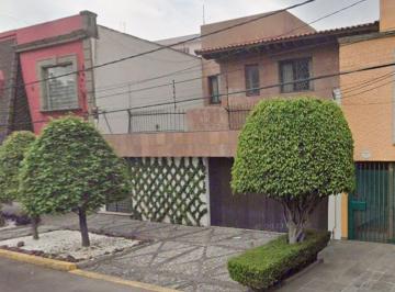 Casa de 3 habitaciones, Coyoacán · Casa de 333 m² con 3 Recámaras en Venta en del Carmen