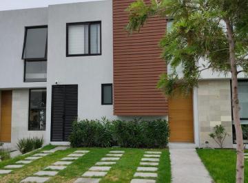 Casa en condominio · 120m² · 2 Recámaras · 2 Estacionamientos · Casa Amueblada en Renta en Altos Juriquilla, Lista Para Habitar