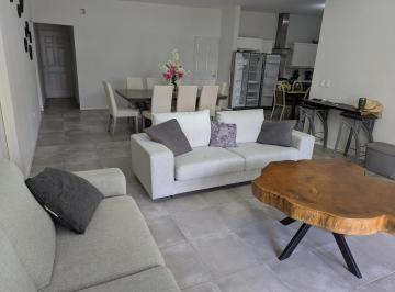 Quinta · 3000m² · 3 Recámaras · 10 Estacionamientos · Quinta en Hda El Llano