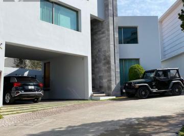 Casa · 316m² · 3 Recámaras · 2 Estacionamientos · Venta Casa en Sierra Azul San Luis Potosi