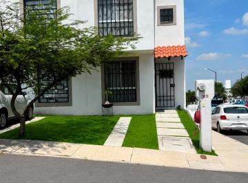 Casa en condominio de 3 habitaciones, Corregidora · Casa en Venta en Haciendas del Bosque Corregidora