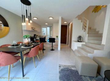 Casa · 103m² · 3 Recámaras · 2 Estacionamientos · Casa en Venta con Excelente Ubicación en Zákia Rah4748