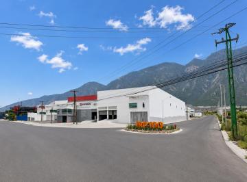 Bodega comercial · 900m² · 6 Estacionamientos · Bodega de 900 m² Sobre Av Luis Donaldo Colosio en Santa Catarina