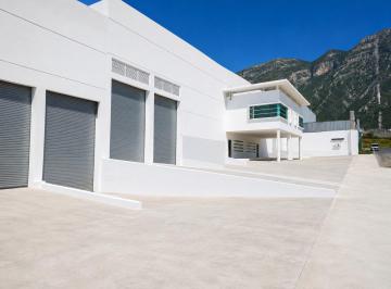 Bodega comercial · 1330m² · 6 Estacionamientos · Bodega de 1,330 m² por Av Colosio en Santa Catarina