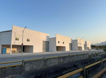 Bodega comercial · 415m² · 3 Estacionamientos · Bodega Comercial por Plaza Serdero San Roque