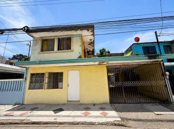 Casa · 263m² · 6 Recámaras · 3 Estacionamientos · Casa en Ciudad Madero