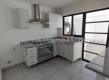 Casa en condominio de 3 habitaciones, El Marqués · Casa de 90 m² en Zakia con 3 Recámaras en Renta, El Marqués Querétaro