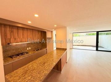 Departamento de 3 habitaciones, Querétaro · Renta. Departamento en Planta Baja con Amenidades, Jardín Privado, 3 Recámaras, Jurica