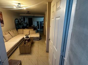 Casa de 2 habitaciones, Zapopan · Casa Remodelada en Venta en Fracc. Campo Real, Zapopan
