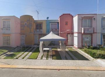 Casa de 2 habitaciones, Tultepec · Venta de Casa en Tultepec Col Hacienda del Jardin