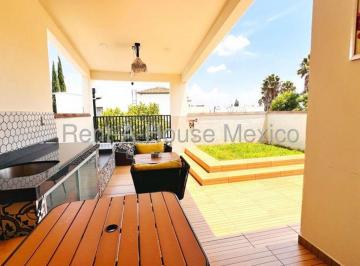 Casa de 2 habitaciones, Querétaro · Venta - Sonterra. Casa con Amenidades, 2 Recámaras, Área de Tv
