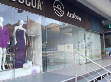 Local comercial , Monterrey · Local en Renta en Contry en Planta Baja Monterrey Plaza Punta Sur