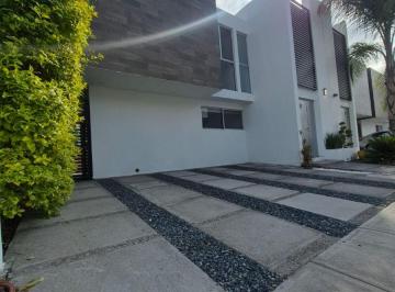 Casa en condominio de 3 habitaciones, Aguascalientes · Rancho Santa Monica Condominio Burdeos Casa en Venta