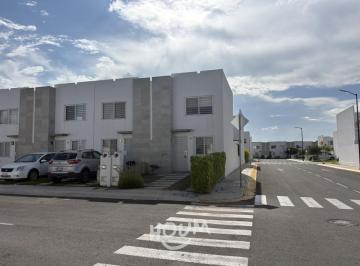 Casa · 85m² · 2 Recámaras · 1 Estacionamiento · Casa en Rincones del Marques con 2 Recámaras, Id:.