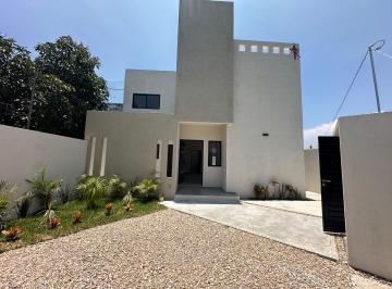 Casa de 3 habitaciones, Yautepec · Venta de Casa en Oaxtepec Morelos con Alberca