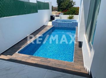 Casa · 170m² · 3 Recámaras · 1 Estacionamiento · Casa en Venta en Morelos, Fraccionamiento Lomas de Cocoyoc