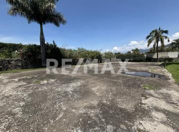 Terreno / Lote · 488m² · Casa en Venta en Morelos, Fraccionamiento Colinas de Oaxtepec