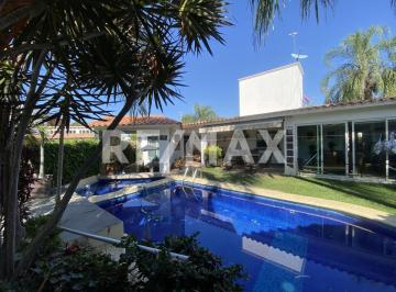Casa · 200m² · 5 Recámaras · 2 Estacionamientos · Casa en Venta en Morelos, Fraccionamiento Lomas de Cocoyoc