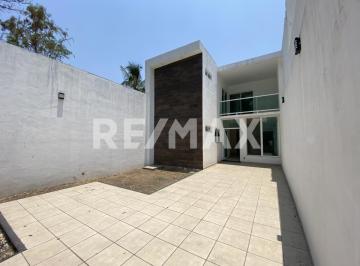 Casa · 155m² · 3 Recámaras · 2 Estacionamientos · Casa en Venta en Morelos, Otilio Montaño Cuautla