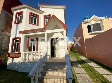 Casa · 199m² · 3 Recámaras · 2 Estacionamientos · Casa en Renta en Morelos, Pedregal de Oaxtepec