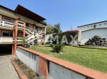 Departamento · 699m² · 8 Estacionamientos · Edificio de Departamentos en Venta en Cuernavaca