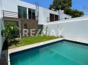 Casa · 145m² · 4 Recámaras · 2 Estacionamientos · Casa en Venta en Morelos, El Zapote, Jiutepec