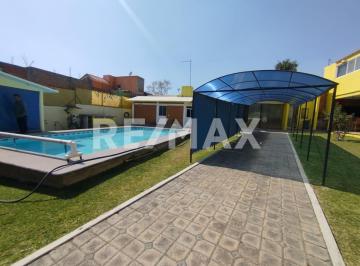 Casa · 280m² · 2 Recámaras · 3 Estacionamientos · Casa en Venta en Morelos, Jardines de Tlayacapan