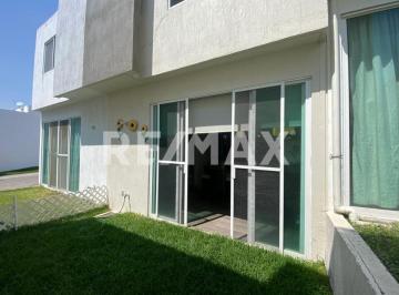 Casa · 93m² · 2 Recámaras · 1 Estacionamiento · Casa en Venta en Manantial del Angel