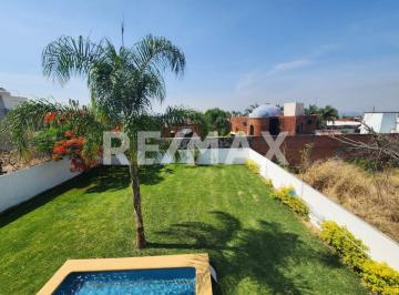 Casa · 285m² · 3 Recámaras · 2 Estacionamientos · Casa en Venta en Morelos, Fraccionamiento Real de Oaxtepec